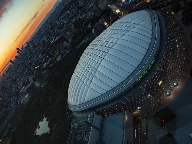 写真家・小浪次郎氏が撮り下ろした、開業35周年を迎えた日本のエンタメの聖地 “東京ドーム”の新ビジュアルを公開。