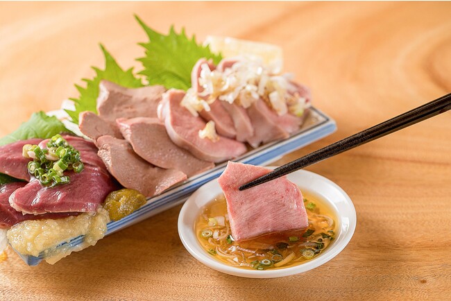 もつ鍋のシーズン到来!!ホルモンの鮮度を誇る【もつ焼き新宿三丁目ふじ屋ハナレ】の国産牛もつ鍋スタート。