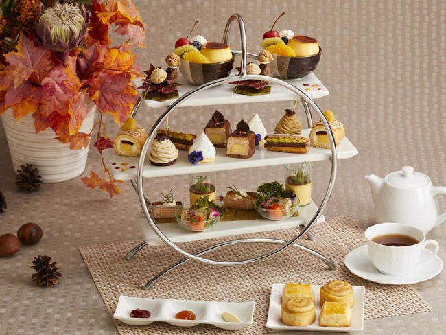 【ロイヤルパークホテル】昔懐かしレトロなプリンと栗が主役のアフタヌーンティーが11月限定で登場！