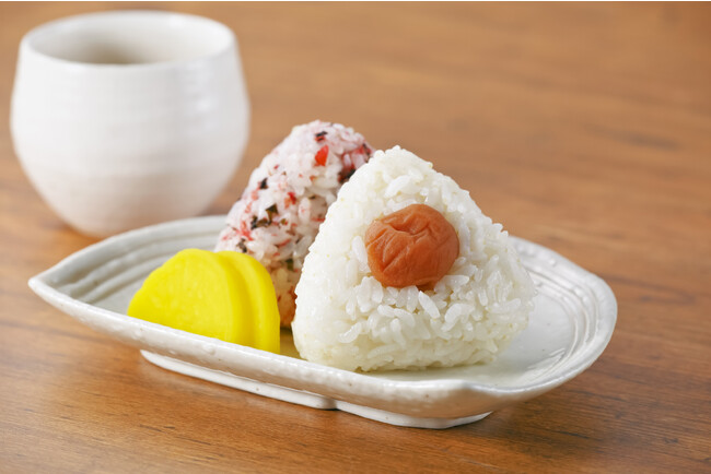 紀州産南高梅を使用した「やわらか熟粒」シリーズがおにぎり協会認定商品へ！