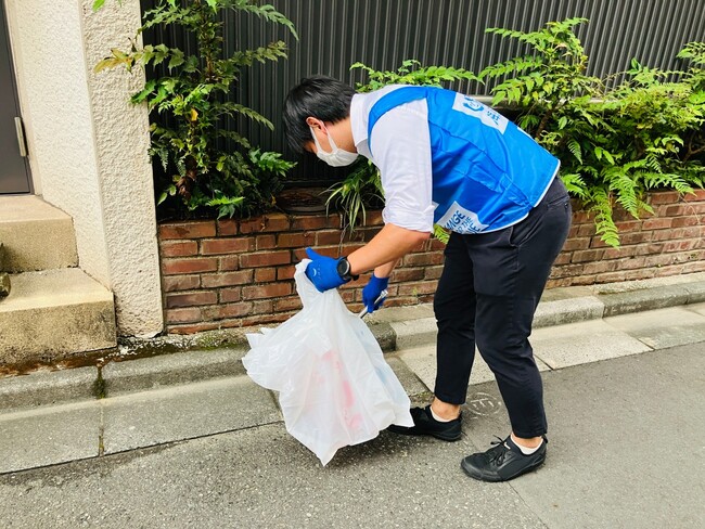 リサイクル素材でつくった自社開発製品を着用　“おそろい”で一体感創出　6回目となる「海ごみゼロウィーク」地域清掃活動を実施　地域貢献や社員の環境意識向上に寄与　9月27日
