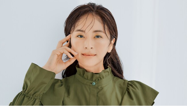 「 クリス-ウェブ 佳子 × L’EQUIPE 」 コラボレーション　11/15発売　
