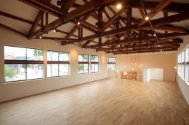 社屋内2階にあるギャラリー 社屋内2階にあるギャラリー