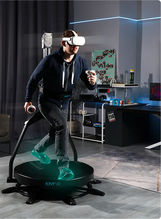 【edges】高蔵寺サンマルシェ×e-spoets！VRで仮想空間を全身で体験＆プログラミングを遊びながら学ぼう！！