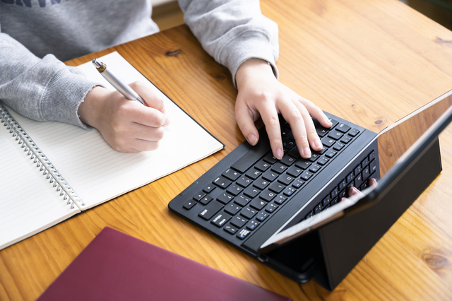 高1・2年生の受験意識を変える！「大学受験現役合格セミナー」をオンラインで開催。