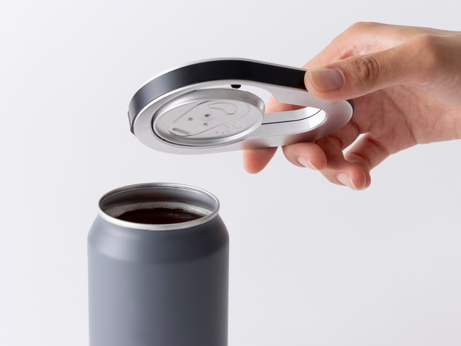 秋の夜長に缶ビールを楽しむ秘訣!?話題の「どんな缶でもジョッキ飲みできる」缶オープナー、遂に全国販売スタート！