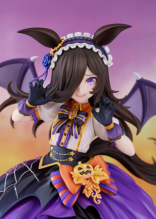 ゲーム『ウマ娘 プリティーダービー』より「ライスシャワー～Make up Vampire！～」が1/7スケールフィギュアとなって登場！