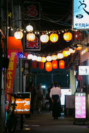 昭和レトロな横丁の小さな店のお得なメニューを共通券で堪能できるイベント、甲府ん!横丁はしご酒ウィーク　開催　