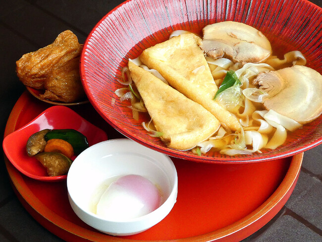 【紅葉が進む那須高原】冷たいうどんそばを暖かいメニューに変更♪九尾の狐御膳がリニューアルして新登場！！