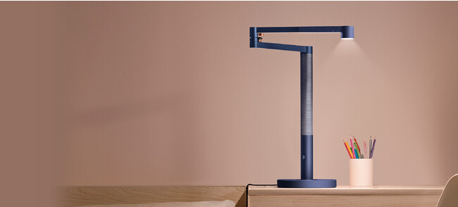自然光を再現し、1台で4つの照らし方に変化するDyson Solarcycle Morph(TM)デスクライトの直販限定モデルが新登場