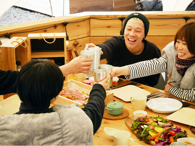 最高のリトリートを体験できる THE FIVE RIVERS FINE GLAMPING 群馬 白沢　土地の旬な秋味覚を堪能できる季節限定ディナーの提供を開始　