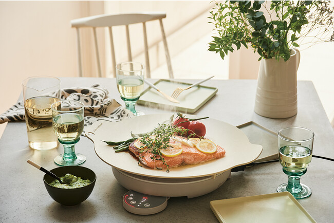 「映え」も「おいしさ」も「使いやすさ」も。レコルト［卓上IHクッキンググリドル］を新発売