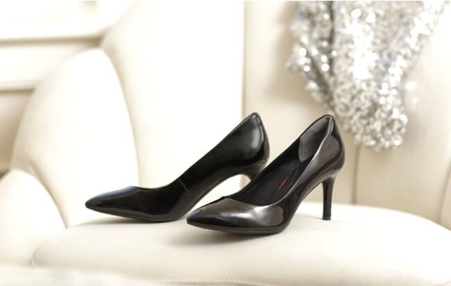米国レザーシューズブランド【ROCKPORT/ロックポート】ファン待望！売上No.1の7.5cmヒールパンプスからパテント素材バージョンが復活！23年秋冬シーズンの新カラーも新登場