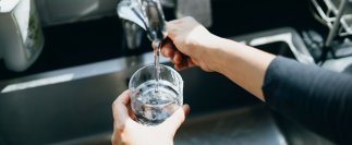 エコラボのグローバル調査で、日本は水資源問題への関心度が低いことが判明