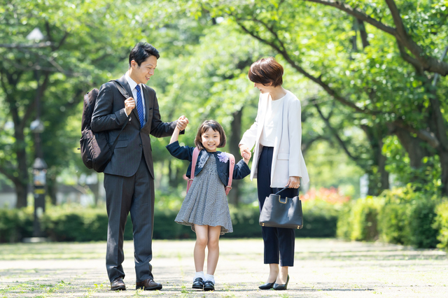 【10/13より】「困窮世帯の子ども1人5万円の給付金」に関する情報提供サービスを開始します