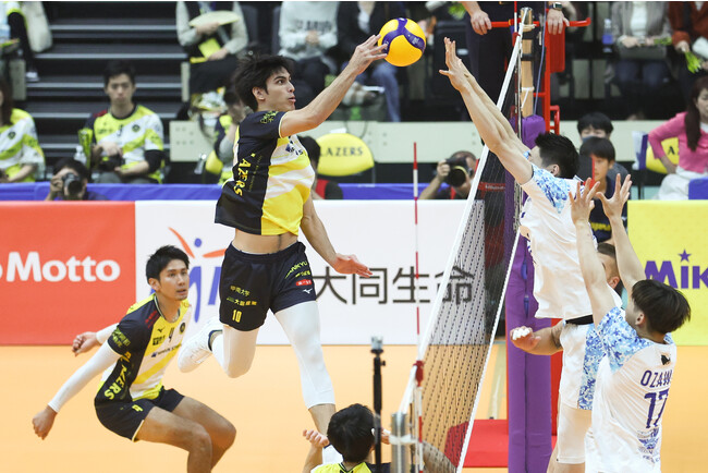 【バレー/Vリーグ】V1男子・日鉄堺BZ、サントリーが開幕2連勝スタート