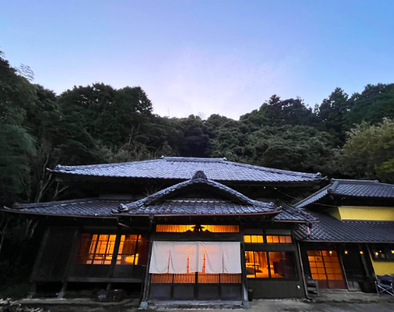 【大井倉宿せいざん】南房総で作ったラム酒に浸るプレミアムな「泊まれる古民家蒸留所」が千葉県南房総市にて10月新規オープン。