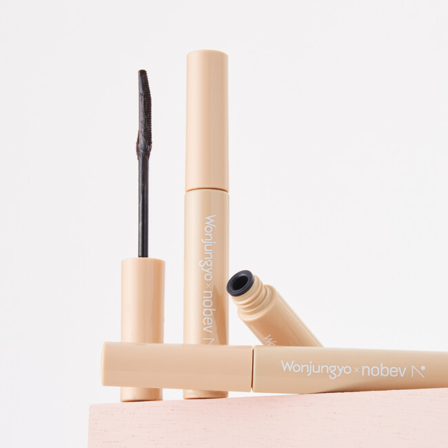 ＜Wonjungyo＞大人気マスカラに、インフルエンサーJEYUプロデュースブランド「nobev」とのコラボ限定カラーが登場