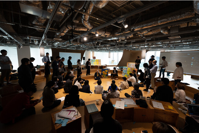 MESON、空間コンピューティングの未来対話イベント「NEW REALITIES：新たな現実」に関するオリジナル書籍・対話型AIサイトを公開