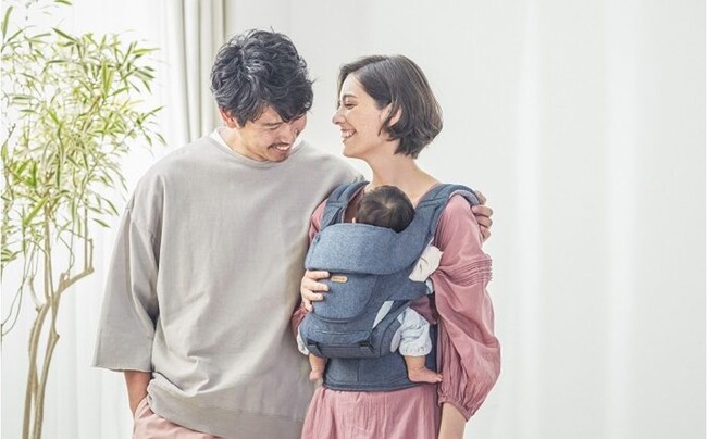 伊勢丹新宿店「BABY CARRIER EXPO～2023～」にてBABY&MeヒップシートキャリアとLOVOTキャリーシートの試着体験会を開催