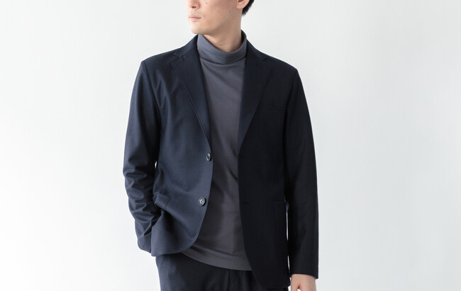 Super 100’ｓクラスの特殊ウール使用。世界で唯一の日本製生地で作る、オンオフ使えて”洗える”メンズセットアップ新登場
