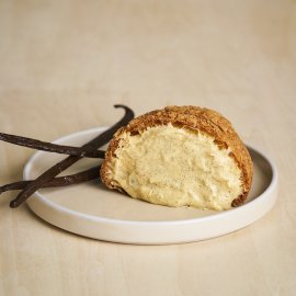 ウルトラバニラシュークリーム ウルトラバニラシュークリーム