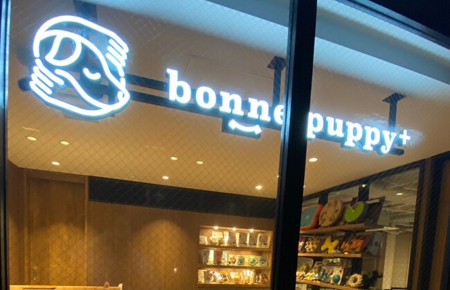 株式会社GRApP、ボンパピ初のラグジュアリーライン「bonne puppy +（ボンパピプラス）」を完全会員制ガレージ&クラブ「ESC Garage&Club」内にて初出店