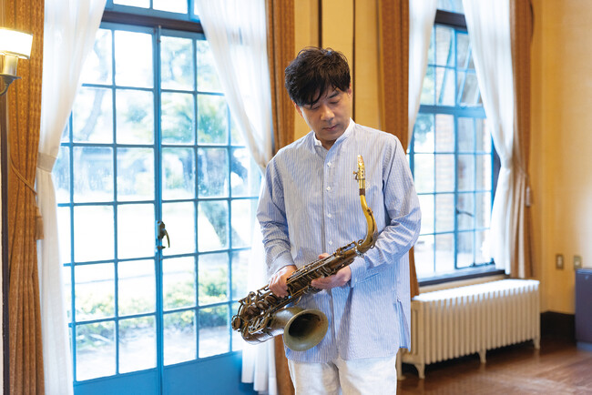 サックス奏者 鈴木央紹ニュー・アルバム「Stars & Smiles, Vol. 2 (Songs)」Playersに続く続編は歌モノの名曲をカバーしたSongsとしてリリース