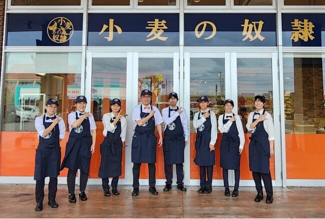 豊見城市に初出店！ホリエモン発案エンタメパン屋【小麦の奴隷】豊崎トミトン店11月5日オープン