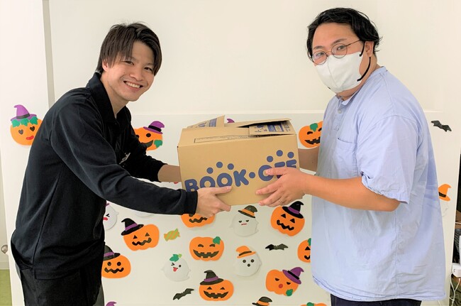 ブックオフが特定非営利活動法人「三楽」が運営する放課後児童クラブ３施設に絵本等を寄贈