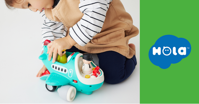 『Hola Toys』の取り扱い開始！人気ののりものをはじめ、ギミックの豊富なおもちゃに興味津々