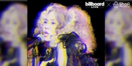 「NOKKO ベランダで土器土器」オリジナルグッズを発売！～「NOKKO」のビルボードライブ横浜公演と、還暦を記念した「赤」のオリジナルトートバッグ～