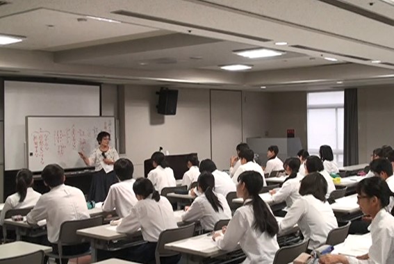 高校生・先生方必読！　小論文にまつわる疑問を解決する『空飛ぶ小論文教室』をKindleストアにて10月20日（金）に発売！