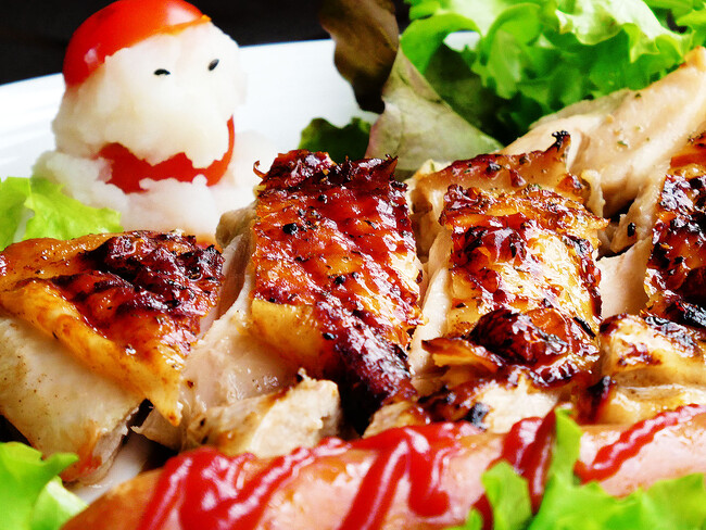 今年もクリスマスは定番のチキン料理で♪【クリスマス限定メニューはチキングリル】