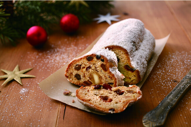 フランス・ブルターニュで愛された 3 代続く味と技。 ル ビアンにてクリスマス限定シュトーレン」と「パネトーネ」を販売いたします。