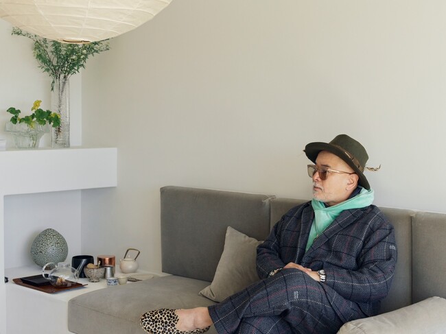 日本のファッション業界を牽引するトップスタイリスト熊谷隆志さんが、イーカムグループの顧問に就任。