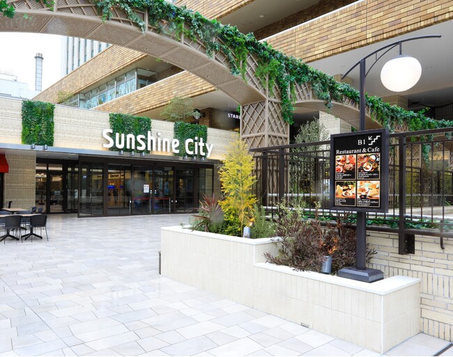 【サンシャインシティ 専門店街アルパ】世界で唯一のセサミストリートオフィシャルストア含む2店舗が11月オープン