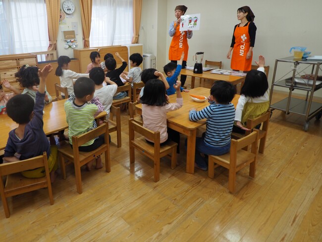 「世界食料デー」に子どもたちの好きなものを増やし、楽しく食べられる食育イベントを実施