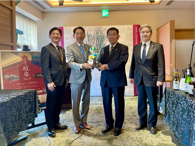 【ANAクラウンプラザホテルグランコート名古屋】飛山濃水 岐阜フェア　岐阜県 古田知事がフェア初日に応援に駆け付けました。