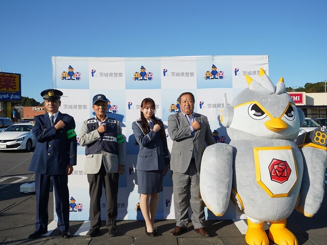 AKB48 大盛 真歩 特別防犯支援官が茨城県鉾田市で広報啓発高校生に対し、SNS上の甘い言葉の危険性、家族に伝えてほしい詐欺対策を伝授