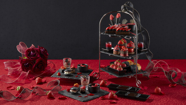 【新宿プリンスホテル】「レッド」と「ブラック」のコントラストを活かしたビビットカラーのアフタヌーンティー「Strawberry Afternoon Tea～Red×Black～」を販売