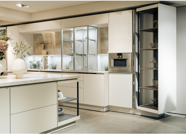 ヘティヒの新製品「FurnSpin（ファーンスピン）」が、ドイツの高級キッチンブランドSieMatic（ジーマティック）の最新モデル 「SieMatic S2」に採用されました