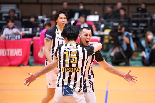 【バレー/Vリーグ】V1男子・パナソニック、V1女子・JTが開幕から全勝で首位をキープ！