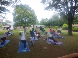 里山ヨガCafé実施風景 里山ヨガCafé実施風景