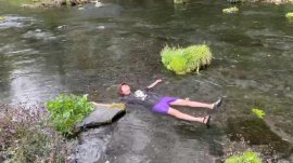 渓流で整う 渓流で整う