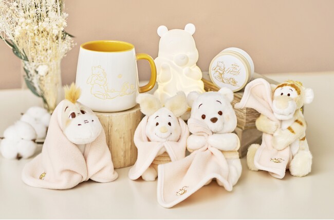 ハニーミルクラテカラーのプーさんがブランケットを持ってぬくぬく！大人気シリーズ「WHITE POOH」をディズニーストアにて11月10日（金）より順次発売