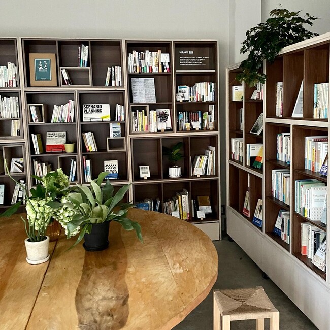 棚主とともにつくるシェア型書店「HIRAKU書店」（東京・池袋）が10区画 の新オーナーを募集