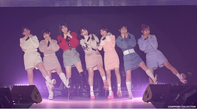 ミュゼプラチナムステージに７人組アイドルグループ「ＦＲＵＩＴＳ ＺＩＰＰＥＲ」が登場！DURASの衣装で大人気の“あの楽曲”を披露