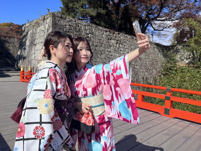 【会津・東山温泉 御宿 東鳳】会津若松の城下町で”めんこい1枚”を撮影！着物でレトロな街並みや観光を楽しむ宿泊プラン販売