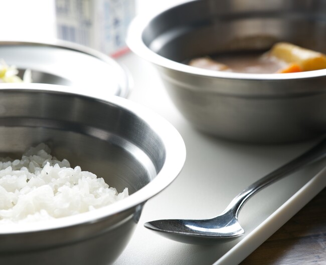 「安い給食」物価高で限界　給食企業の倒産、2年連続増加　食のインフラどう守る　「安くて当然」から脱却必須